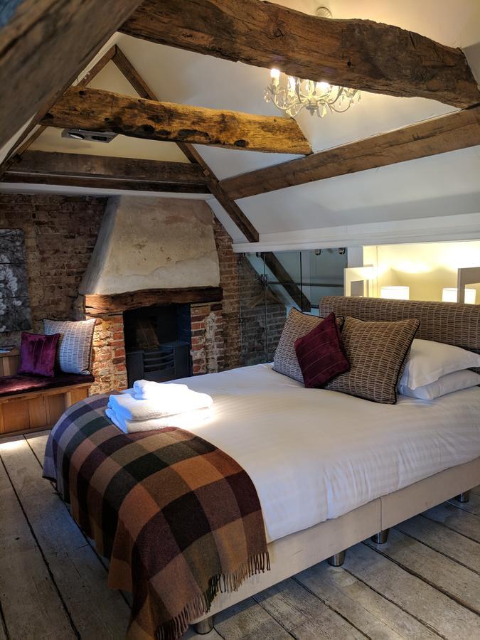 The Wellington Hotel Welwyn Buitenkant foto